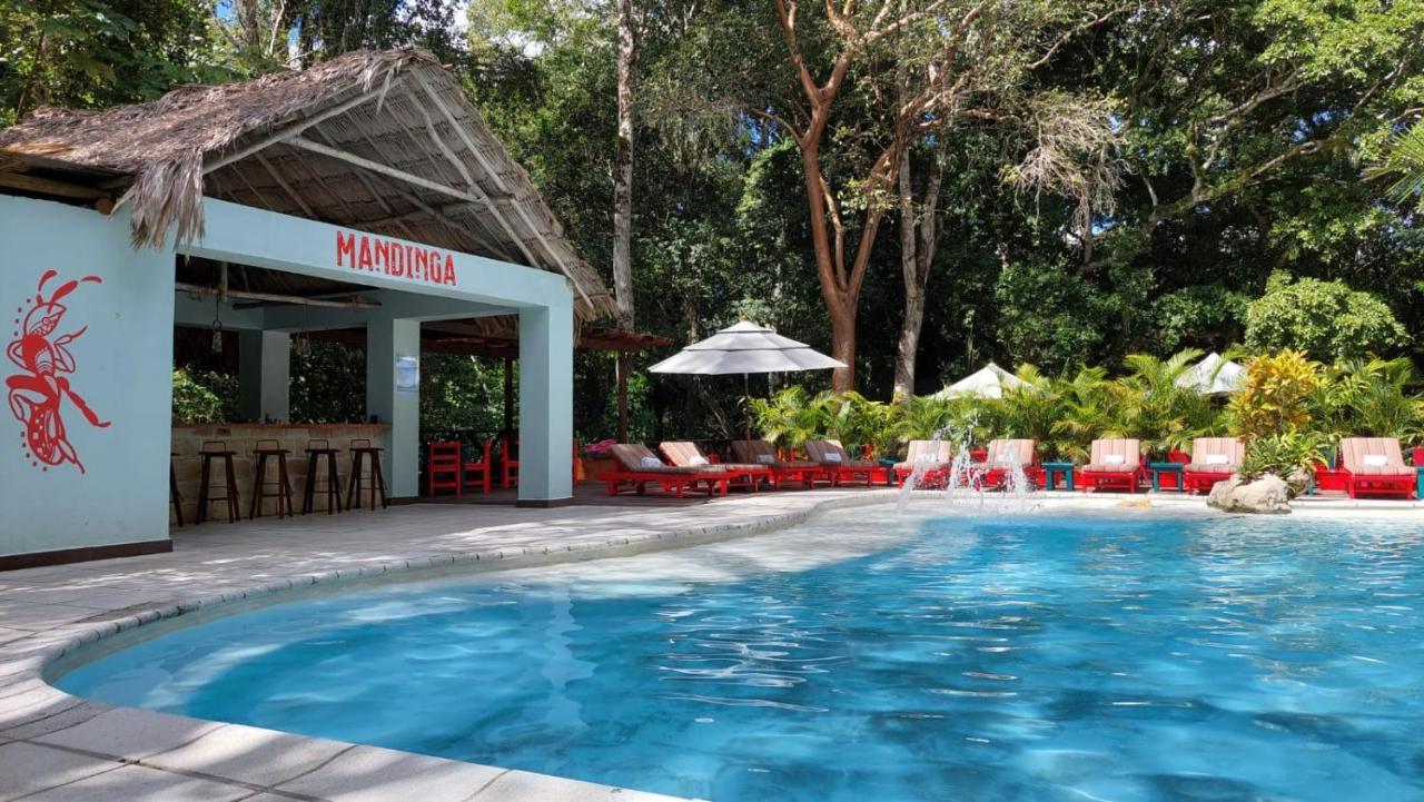 Jungle Lodge Tikal Hostal ภายนอก รูปภาพ