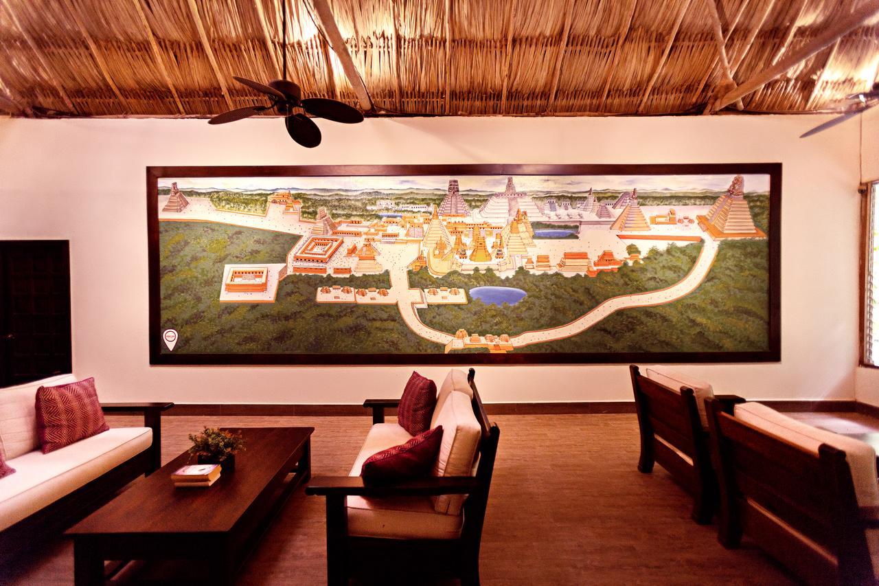 Jungle Lodge Tikal Hostal ภายนอก รูปภาพ
