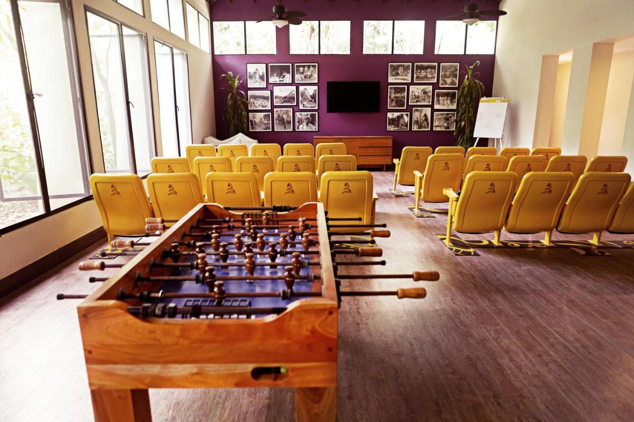 Jungle Lodge Tikal Hostal ภายนอก รูปภาพ