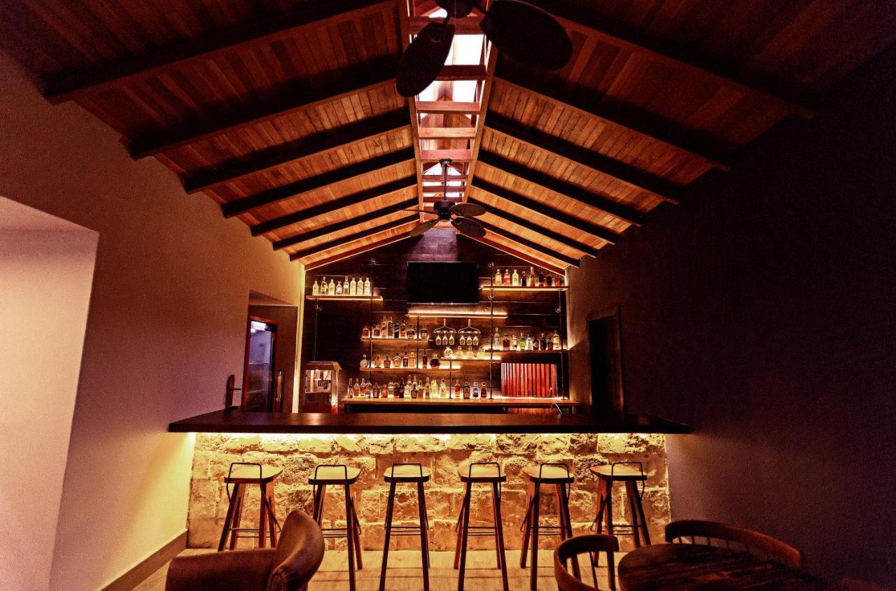 Jungle Lodge Tikal Hostal ภายนอก รูปภาพ